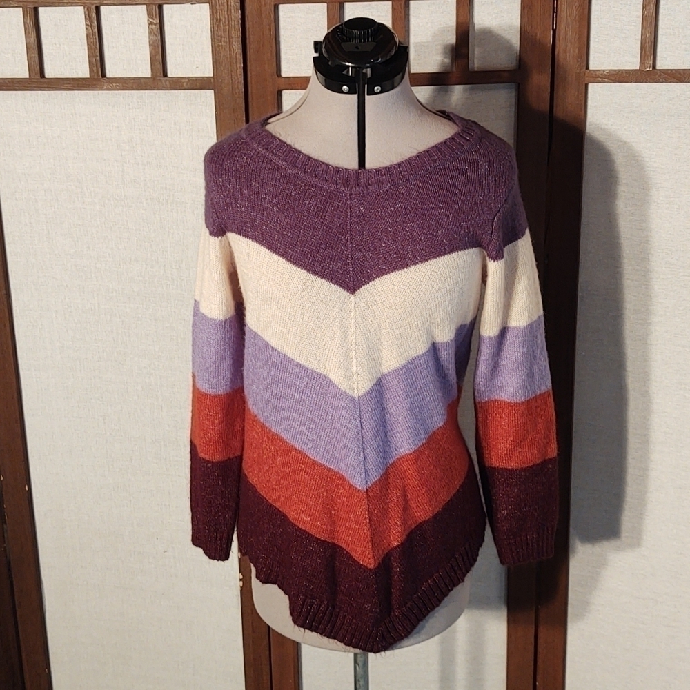 Fortune & Ivy Chevron Pattern  Crew Neck Sweater  Sz M